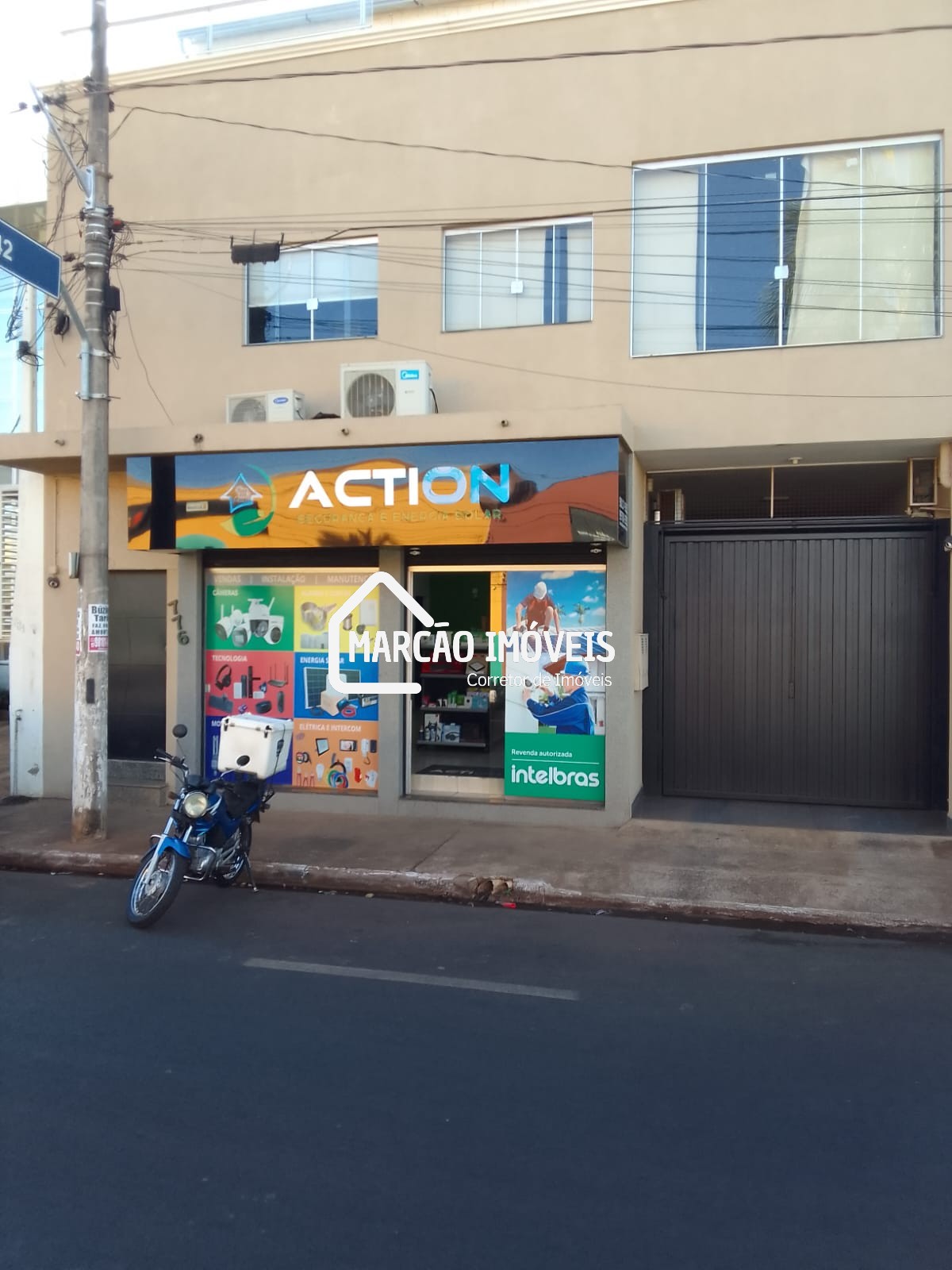 Alugo salão comercial em Barretos na Av. 43